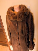 Kożuszek ze skór jagnięcych. Miękki, cieplutki