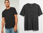 GAP czarna koszulka z kieszonką S