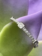 Delikatna srebrna 925 obrączka z cyrkoniami