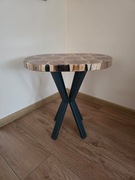 Stolik kawowy z żywicy epoksydowej 