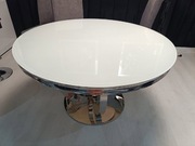 Stół okrągły w stylu glamour