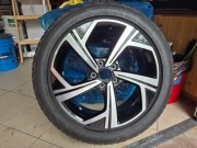 Felgi Jerez 18" VW T-ROC 7J ET45 2GA601025AP + Opony Bridgestone