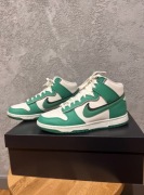 Nike Dunk High SE Stadium Green Rozmiar 43 | 27,5cm | 9.5US