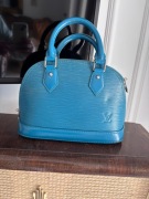 Louis Vuitton Cyan Alma BB epi leather 