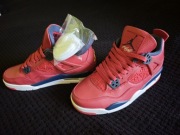 Buty sportowe Jordan 4 Retro SE FIBA - rozmiar 39