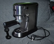Ekspres Kolbowy DeLonghi EC685.M