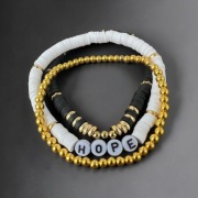 Zestaw bransoletek z koralików – styl boho / minimalistyczny – napis “HOPE”