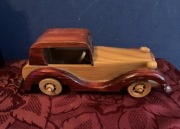 Drewniany model samochodu ( supercena)