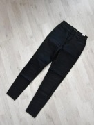 czarne spodnie woskowane klasyczne Daysie XS 34