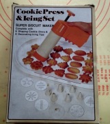 Wytłaczarka do domowych ciastek -  Cooking press