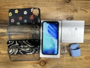 Zestaw IPhone 11/128 GB + AirPods i akcesoria