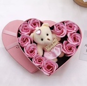 Serce róże mydlane flowerbox walentynki dzień kobiet