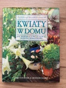 Kwiaty w domu Jane Courtier