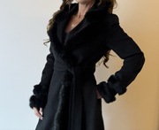 Płaszcz Aggi, rozmiar S, 36, czarny z futrem królika 