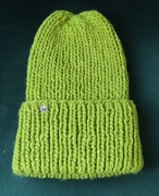 Czapka zimowa handmade oliwkowa 