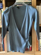 Cienki kimonowy sweterek H&M, rozm. S