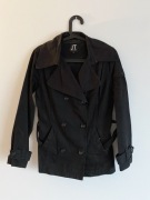 Płaszcz czarny klasyczny Jennifer Taylor