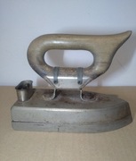 Stare żelazko z duszą firmy Grossag