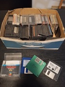 Duży zestaw dyskietek MF2HD plus pudełka