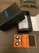 Boss efekt przester gitarowy ds-1