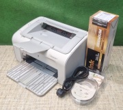 Drukarka laserowa HP P1005 -  nowy toner, nowe kable