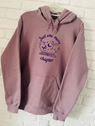 Bluza haft Just One More Chapter