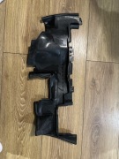 AUDI Q3 8U 11-18 KIEROWNICA POWIETRZA LEWA 8U0121283C