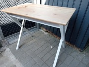 Biurko Bollpojke Ikea