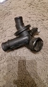 TERMOSTAT Z OBUDOWĄ MERCEDES-BENZ OM651 OE A6512002800