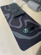 Duża Podkładka Gamingowa XXL RGB Black Waves | Pod Klawiaturę i Mysz