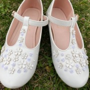 Buty dziewczęce bliźniaczki  białe Reserved r. 30