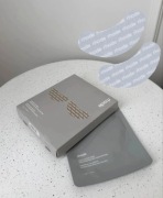 Płatki peptydowe pod oczy Rhode rozjaśniające viral