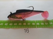 Zestaw:   gumowe przynęty  uzbrojone  