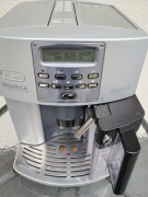 Ekspres automatyczny do kawy Delonghi Pronto cappuccino