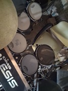 Perkusja Alesis akustyczna z elementami elektronicznymi