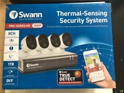 Swann CCTV Monitoring 8 kanałowy 4 HD kamery DVR8-4575 1080P 1TB 