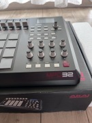 Akai MPD 32 Midi
