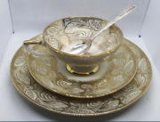 Filiżanka 2 talerzyki łyżeczka