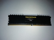 Pamięć Corsair Vengeance LPX, DDR4, 4 GB (CMK16GX4M4B3000C15)Uszkodzona