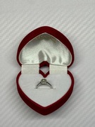 Pierścionek z białego złota z diamentami - 0,05 ct - próba 375