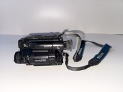 Kamera video SONY Handycam CCD-TR75E na kasety Video8 8mm zestaw