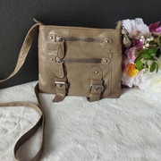 Torebka damska listonoszka beżowa Atmosphere (Primark)