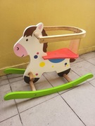 Drewniany bujak dla dzieci