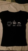 czarna damska bluzka koszulka tshirt śmieszny nadruk kotki kubki kawa