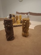 Świeczka z wosku pszczelego wys 9 cm średnica  około 3,5 cm