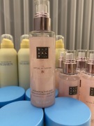 Rituals of sakura shimmering body spray