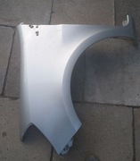 Błotnik przód clio III  8200256117