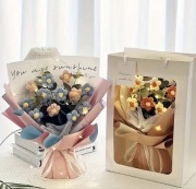 Bukiet szydełkowych kwiatów –gotowy prezent na dzień babci,mamy,walentynki