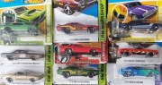 Mini kolekcja Hot Wheels Plymouth Barracuda Roadrunner