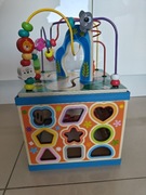 Drewniany sorter edukacyjny kostka dla dzieci z alfabetem i kształtami